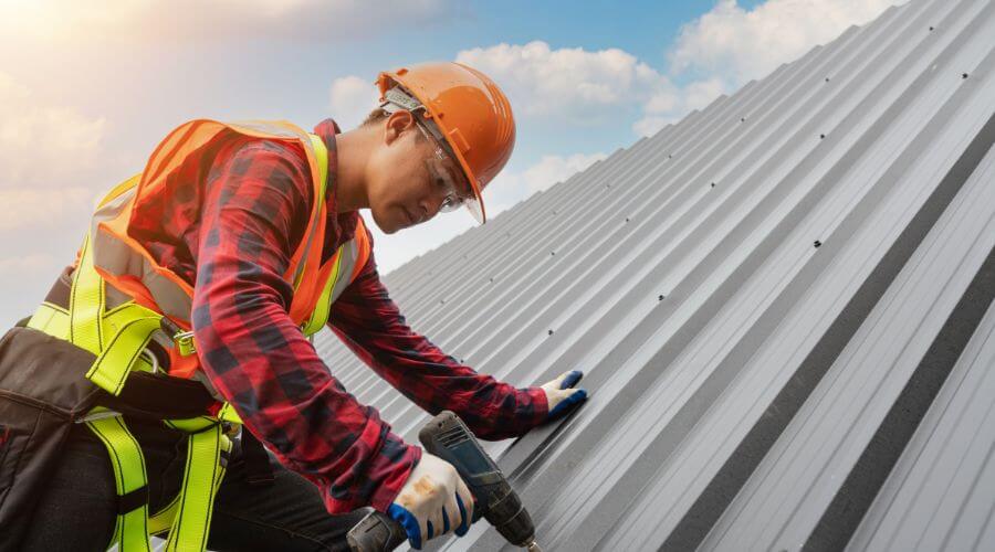 Professional gutter cleaning in Cade, LA